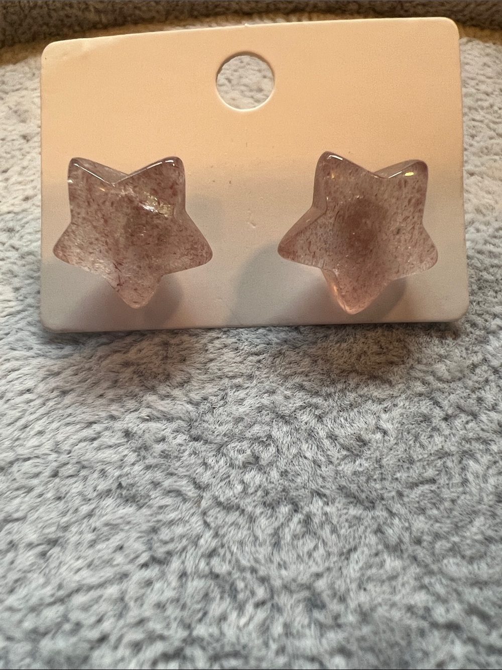 Star-Shaped Stud Earrings -Strawberry Quartz